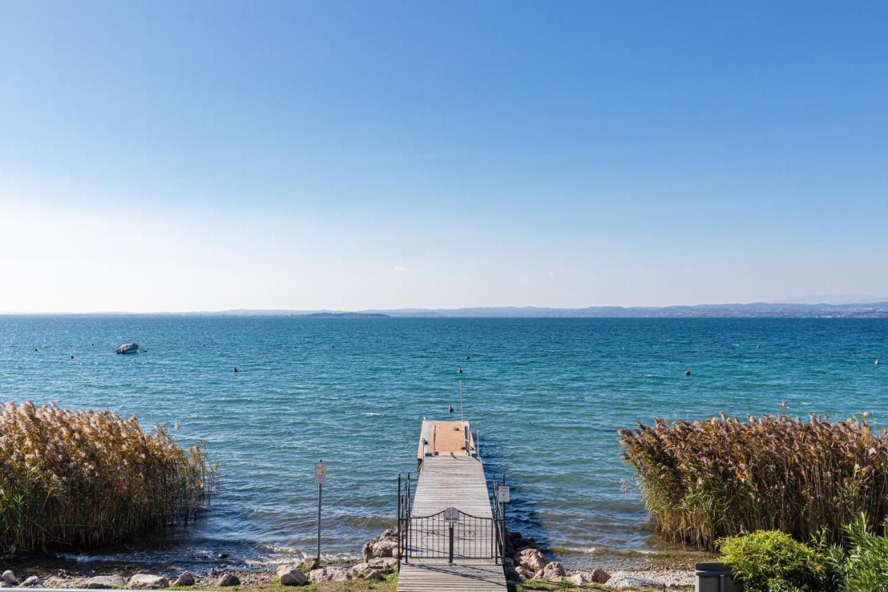 Locanda Le Palafitte Бардолино Екстериор снимка