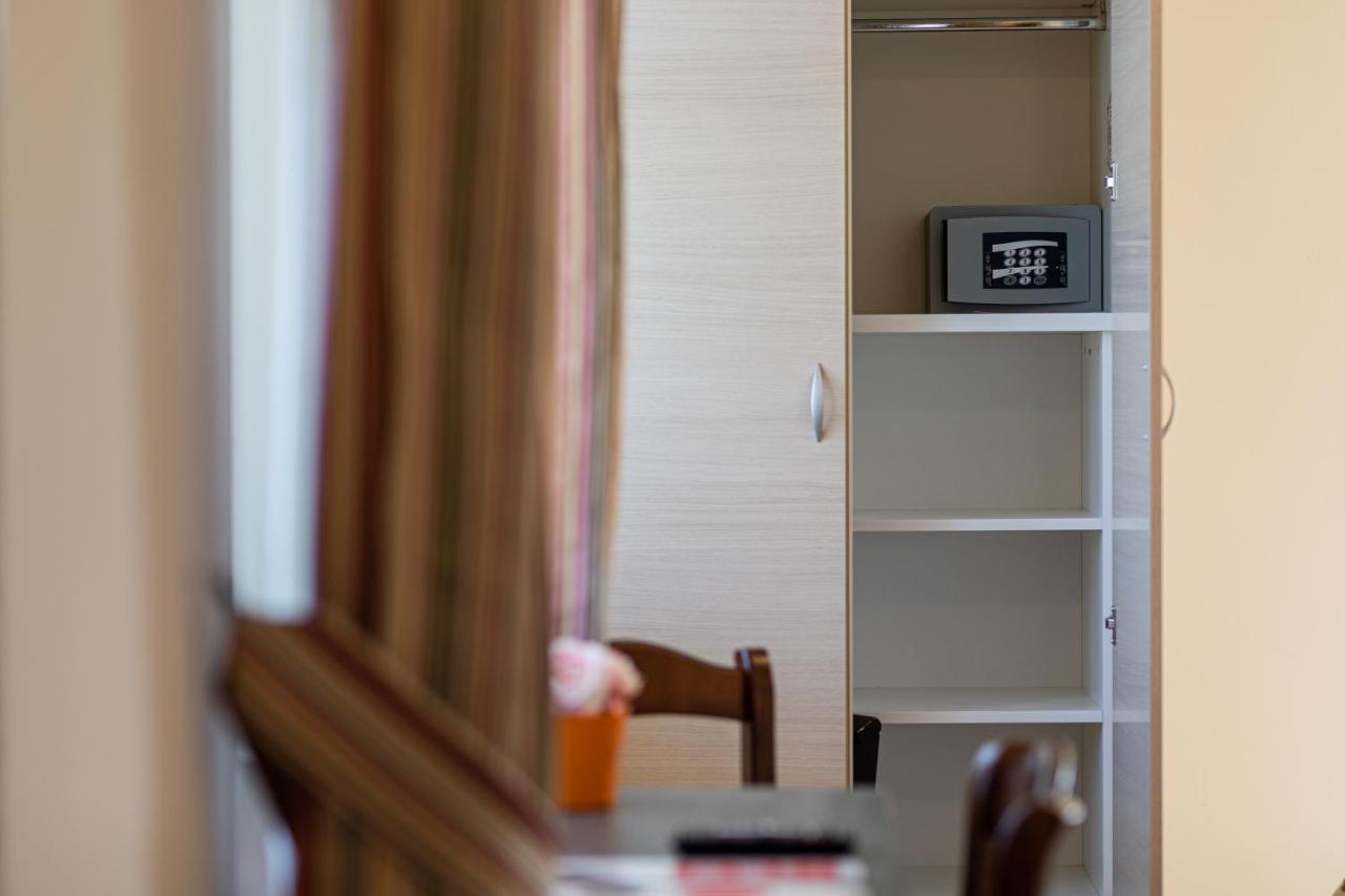 Locanda Le Palafitte Бардолино Екстериор снимка