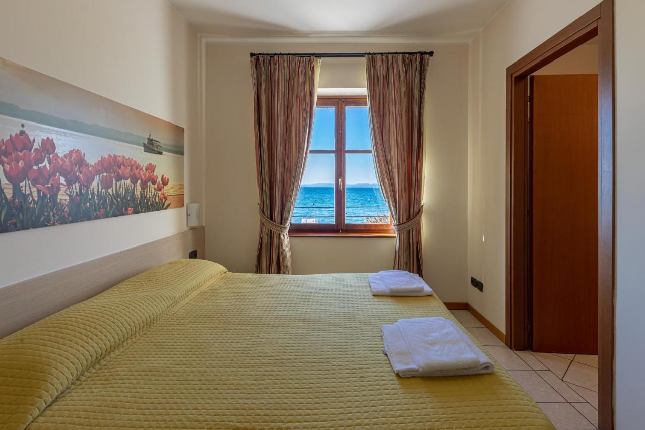 Locanda Le Palafitte Бардолино Екстериор снимка