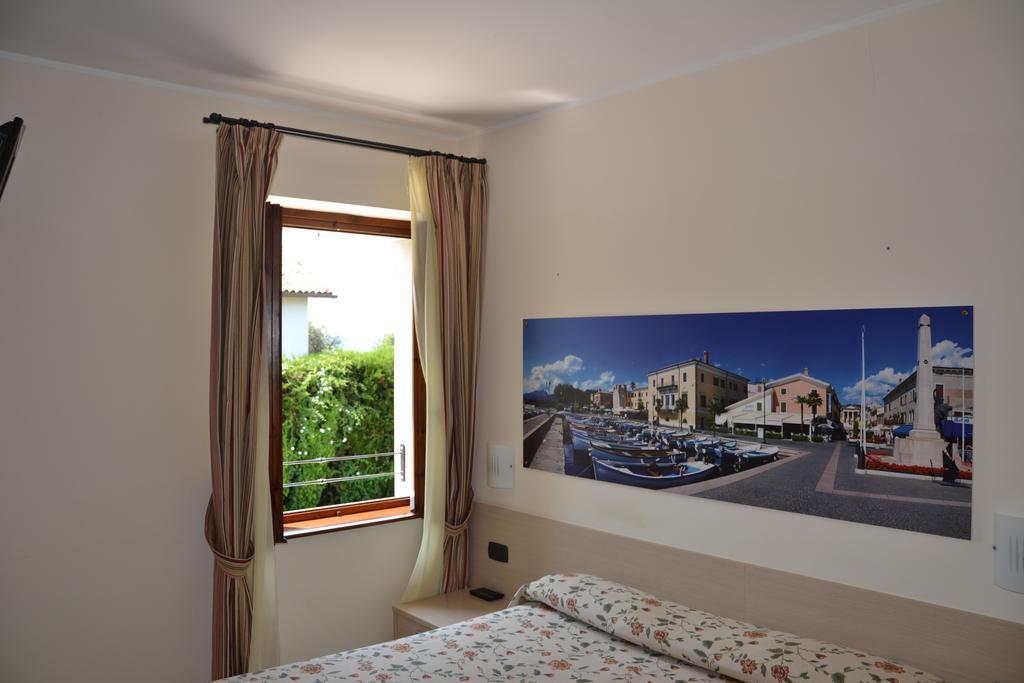 Locanda Le Palafitte Бардолино Стая снимка